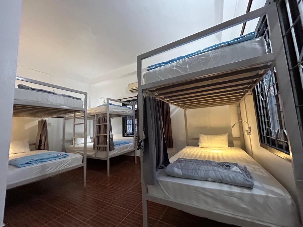 Vang Vieng Backpackers Hostel 外观 照片