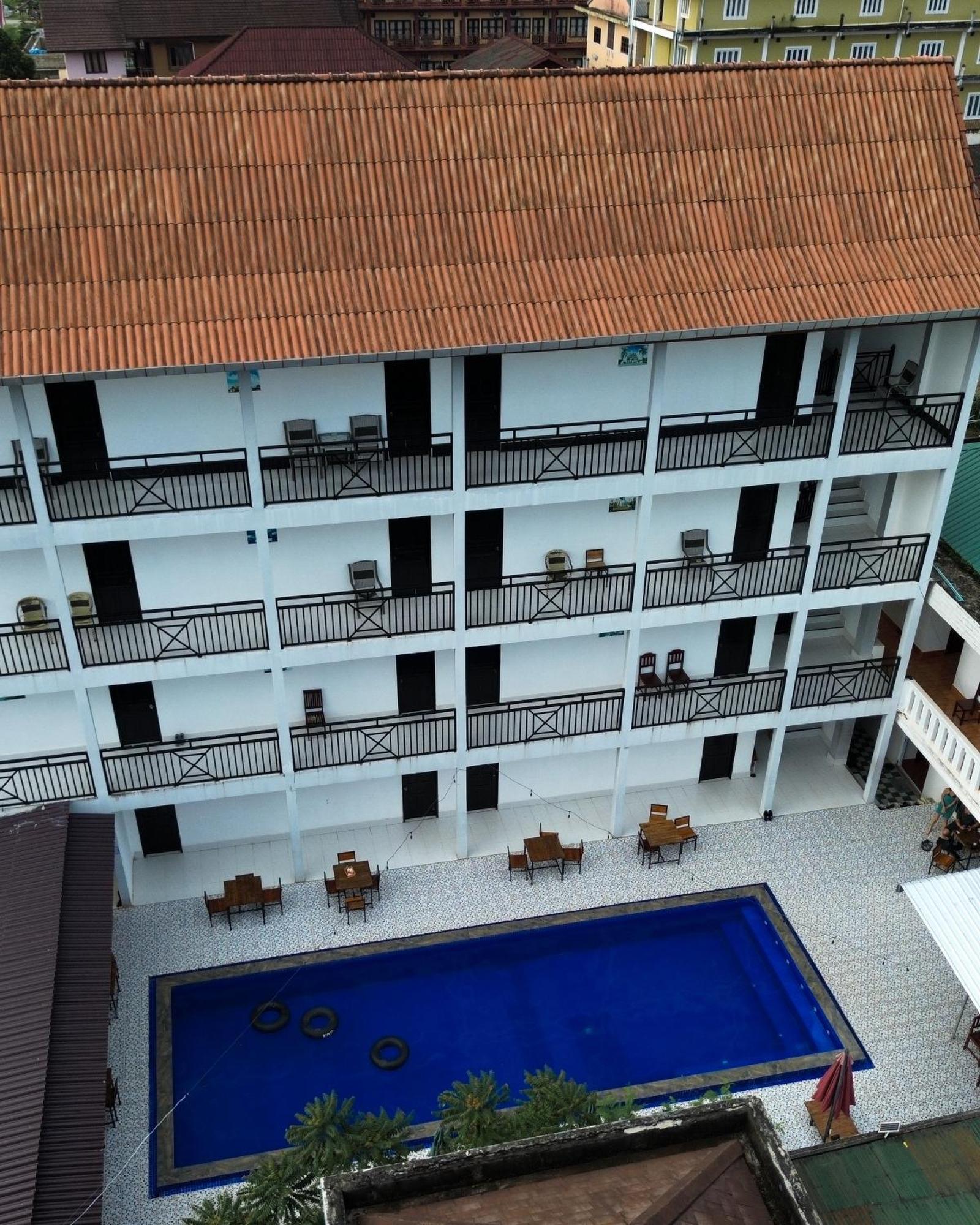 Vang Vieng Backpackers Hostel 外观 照片