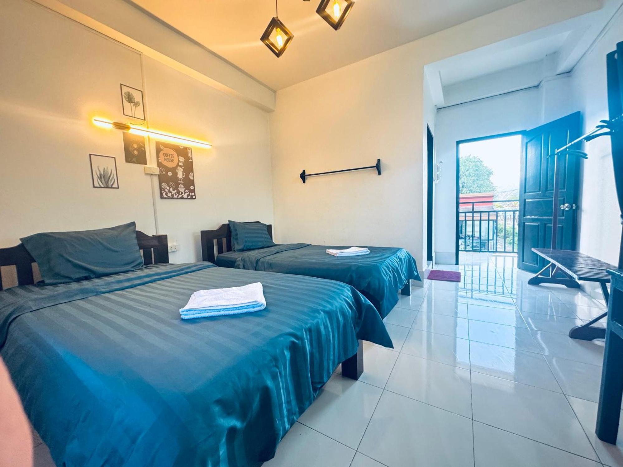 Vang Vieng Backpackers Hostel 外观 照片