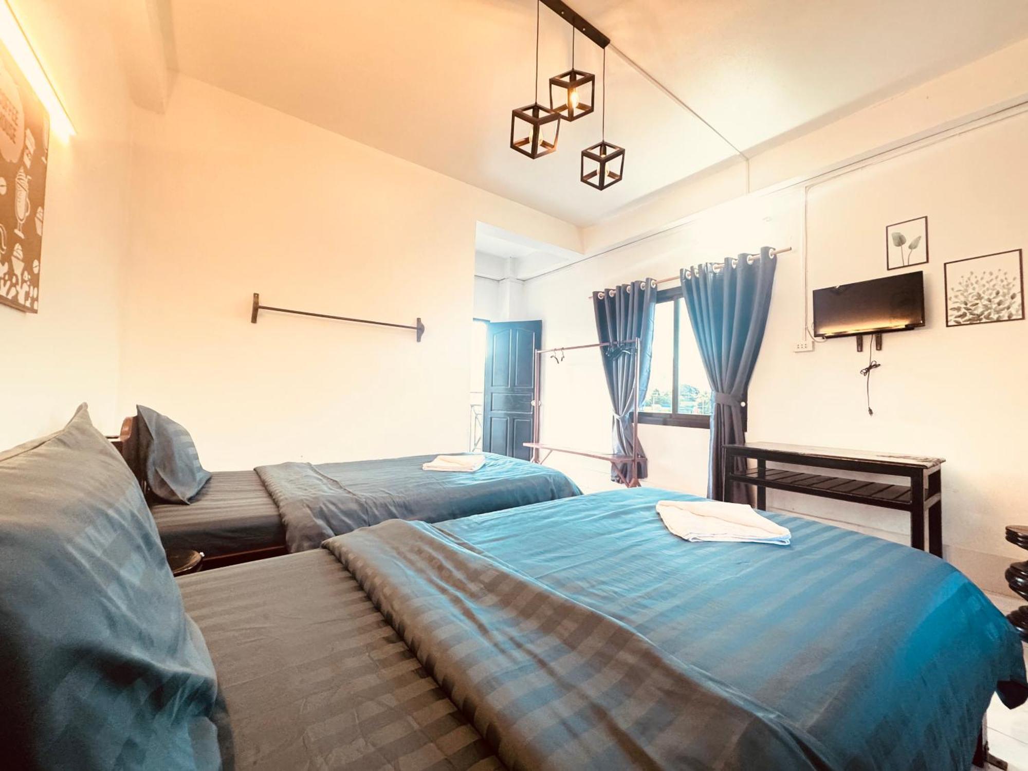 Vang Vieng Backpackers Hostel 外观 照片